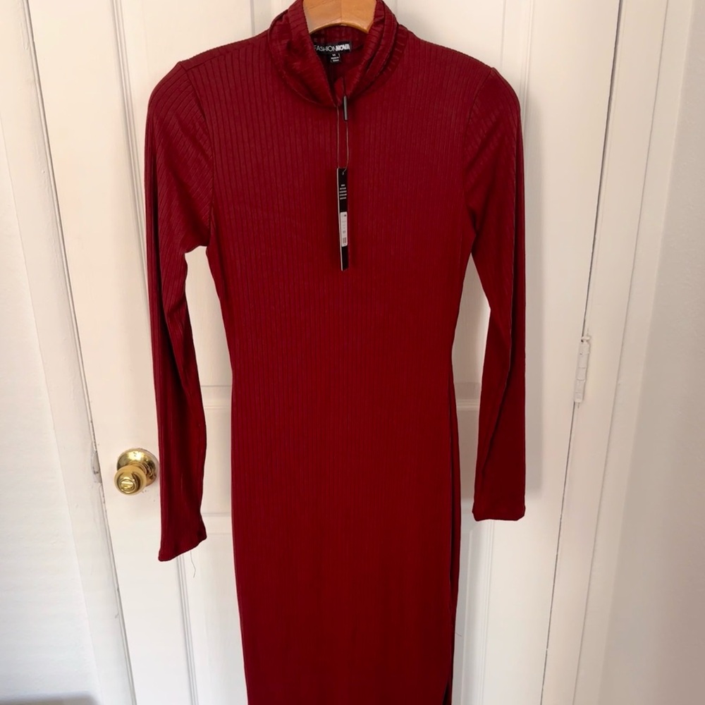 ♥️ Turtleneck Ribbed Maxi Dress - Picture 5 of 11